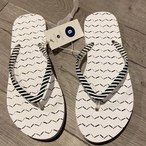 Old Navy Flip Flops